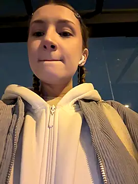 Snapshot of katexxxx chatting on November 5, 2025, 5:57 pm katexxxx online show from November 5, 2025, 5:57 pm