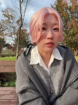 Snapshot of winter11 chatting on November 7, 2025, 12:10 am winter11 online show from November 7, 2025, 12:10 am