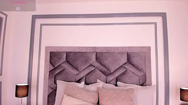 MaddieParker online show from November 29, 2025, 12:08 pm