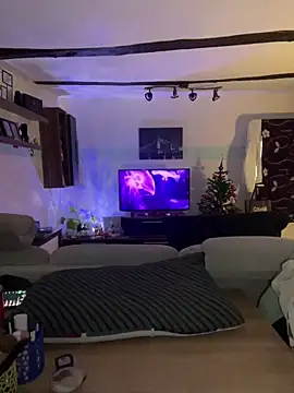 Snapshot of Seductively4_20 chatting on December 16, 2025, 7:52 pm Seductively4 20 online show from December 16, 2025, 7:52 pm