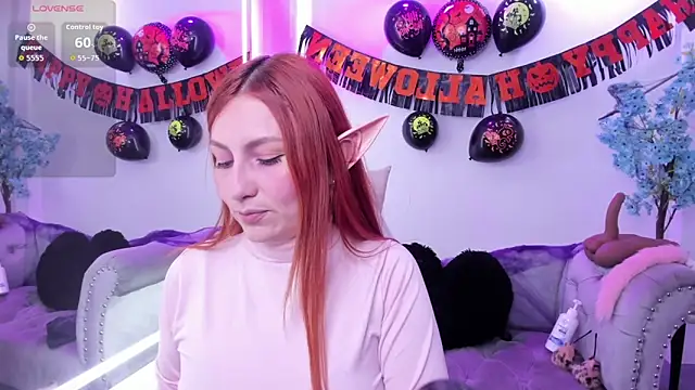 Snapshot of Alicia_leclair chatting on October 30, 2025, 3:41 am Alicia leclair online show from October 30, 2025, 3:41 am