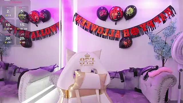 Snapshot of Alicia_leclair chatting on November 1, 2025, 8:00 pm Alicia leclair online show from November 1, 2025, 8:00 pm