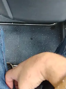 Snapshot of LeoMaduroSP chatting on October 30, 2025, 12:39 pm LeoMaduroSP online show from October 30, 2025, 12:39 pm