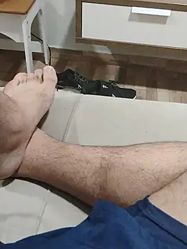 Snapshot of LeoMaduroSP chatting on November 29, 2025, 12:35 am LeoMaduroSP online show from November 29, 2025, 12:35 am