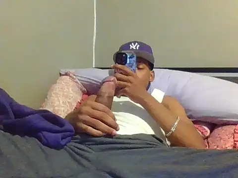 mikyng online show from December 2, 2025, 4:07 am