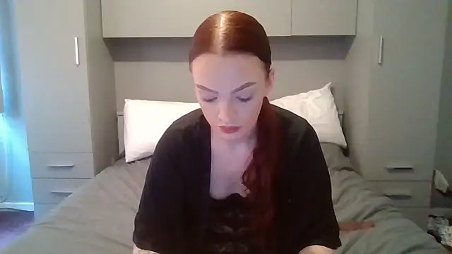 Filthy-British-Skylar online show from September 12, 2025, 2:06 pm