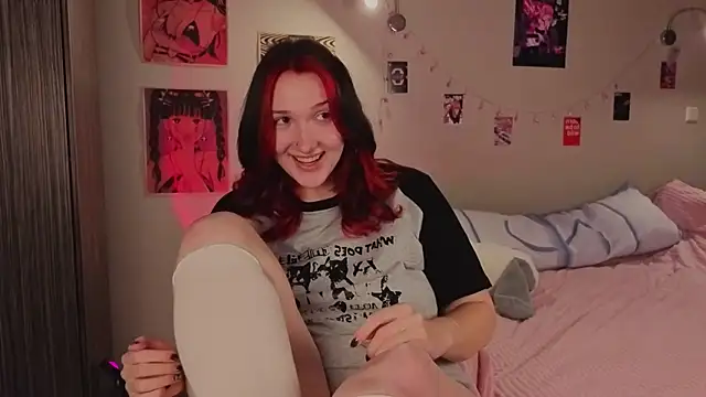 Snapshot of CrystalBlaze_ chatting on September 26, 2025, 9:52 pm CrystalBlaze  online show from September 26, 2025, 9:52 pm