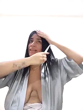 Snapshot of Samantha_hotly chatting on September 27, 2025, 1:27 pm Samantha hotly online show from September 27, 2025, 1:27 pm