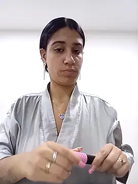 Snapshot of Samantha_hotly chatting on October 8, 2025, 12:03 pm Samantha hotly online show from October 8, 2025, 12:03 pm