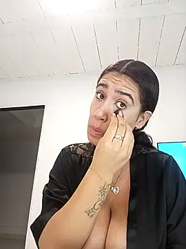 Snapshot of Samantha_hotly chatting on November 8, 2025, 9:20 am Samantha hotly online show from November 8, 2025, 9:20 am