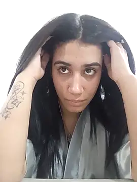 Snapshot of Samantha_hotly chatting on December 16, 2025, 2:33 pm Samantha hotly online show from December 16, 2025, 2:33 pm