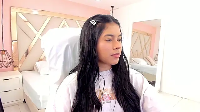 samantaa shy online show from October 22, 2025, 2:23 am