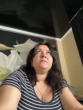 Liza Will online show from October 18, 2025, 9:21 am