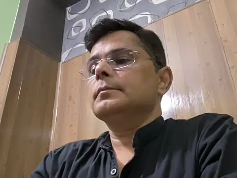 Snapshot of ultimatebooboo chatting on September 15, 2025, 6:13 am ultimatebooboo online show from September 15, 2025, 6:13 am