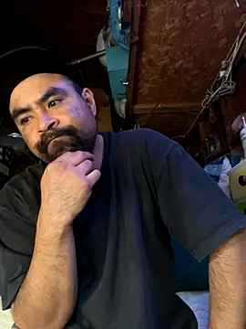 Jonathanfrom420 online show from October 6, 2025, 2:14 pm