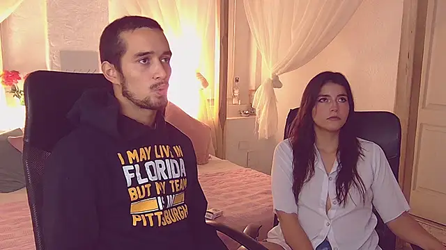 Laila asher online show from October 18, 2025, 3:09 am