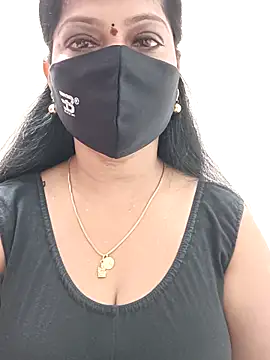 Snapshot of shivani27 chatting on September 25, 2025, 7:34 am shivani27 online show from September 25, 2025, 7:34 am