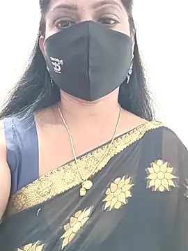 Snapshot of shivani27 chatting on November 24, 2025, 4:07 pm shivani27 online show from November 24, 2025, 4:07 pm