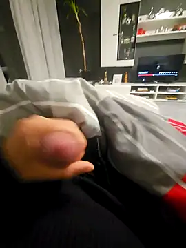 Snapshot of Bog_dan123 chatting on October 4, 2025, 10:30 pm Bog dan123 online show from October 4, 2025, 10:30 pm