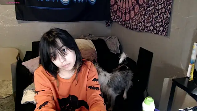 London Ray online show from October 26, 2025, 6:19 am