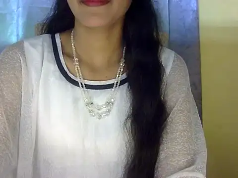 zara Khan0 online show from September 24, 2025, 5:00 am