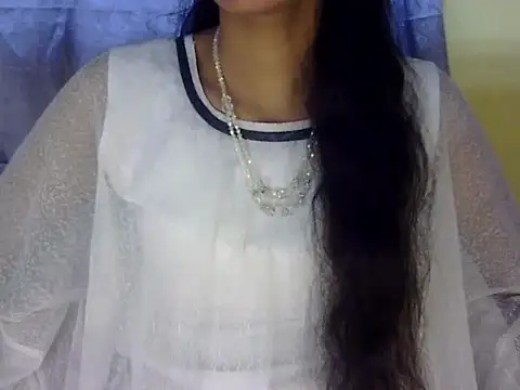 zara Khan0 online show from September 24, 2025, 5:05 pm