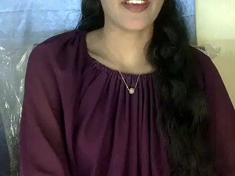 zara Khan0 online show from September 25, 2025, 2:10 pm