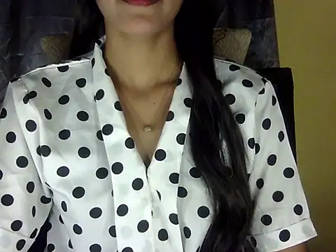 zara Khan0 online show from October 12, 2025, 2:16 pm