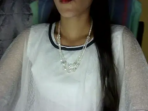 zara Khan0 online show from October 15, 2025, 1:55 pm