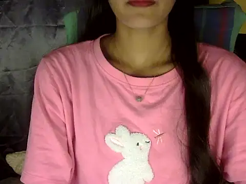 zara Khan0 online show from October 23, 2025, 1:43 pm