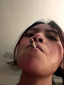 Snapshot of Nia_Desire chatting on November 20, 2025, 8:14 am Nia Desire online show from November 20, 2025, 8:14 am