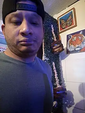 Snapshot of vboli08 chatting on November 7, 2025, 11:16 pm vboli08 online show from November 7, 2025, 11:16 pm