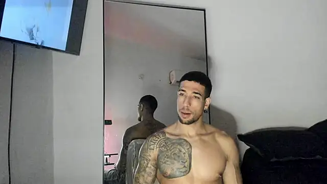 ThiagoLugo online show from September 24, 2025, 7:50 pm