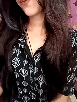 Snapshot of Queen_Pooja7 chatting on September 17, 2025, 5:03 pm Queen Pooja7 online show from September 17, 2025, 5:03 pm