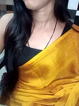 Snapshot of Queen_Pooja7 chatting on October 19, 2025, 4:51 pm Queen Pooja7 online show from October 19, 2025, 4:51 pm