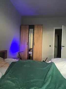 tammy gun online show from October 9, 2025, 2:26 pm