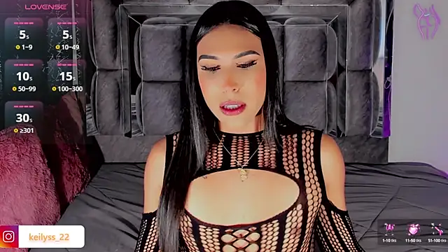 Snapshot of Keilyss_ chatting on September 25, 2025, 6:17 am Keilyss online show from September 25, 2025, 6:17 am