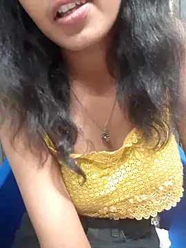 Snapshot of AnkitaDevi chatting on October 13, 2025, 3:23 pm AnkitaDevi online show from October 13, 2025, 3:23 pm