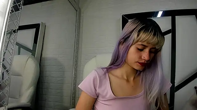 Snapshot of barbieambar chatting on October 28, 2025, 1:25 pm barbieambar online show from October 28, 2025, 1:25 pm