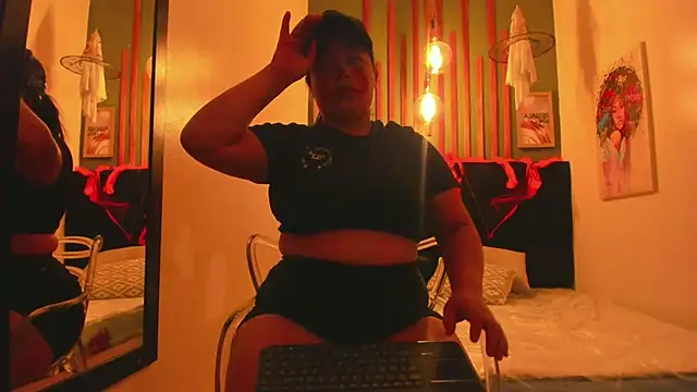 Laura Sex19 online show from October 31, 2025, 12:28 pm