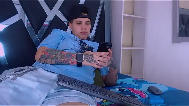 karla sexy21 online show from September 16, 2025, 3:18 am