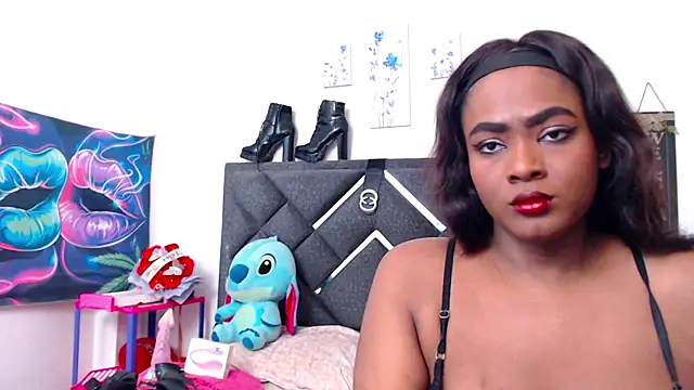 Snapshot of NatashaBella chatting on October 25, 2025, 5:51 pm NatashaBella online show from October 25, 2025, 5:51 pm