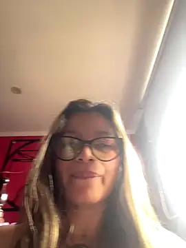 KoraSweett online show from December 15, 2025, 7:07 pm