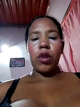 Snapshot of KarimHunterr chatting on September 12, 2025, 3:06 am KarimHunterr online show from September 12, 2025, 3:06 am