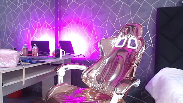 shanthal bllizz online show from October 31, 2025, 3:07 am