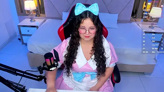 Snapshot of ShylySweet chatting on December 1, 2025, 5:34 am ShylySweet online show from December 1, 2025, 5:34 am