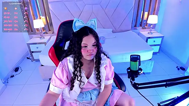 Snapshot of ShylySweet chatting on December 5, 2025, 5:16 am ShylySweet online show from December 5, 2025, 5:16 am