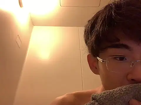 Snapshot of kurusu46 chatting on October 13, 2025, 12:38 pm kurusu46 online show from October 13, 2025, 12:38 pm