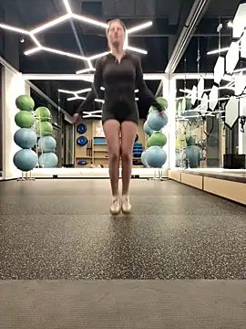 MikotoMisaka online show from December 19, 2025, 7:43 pm