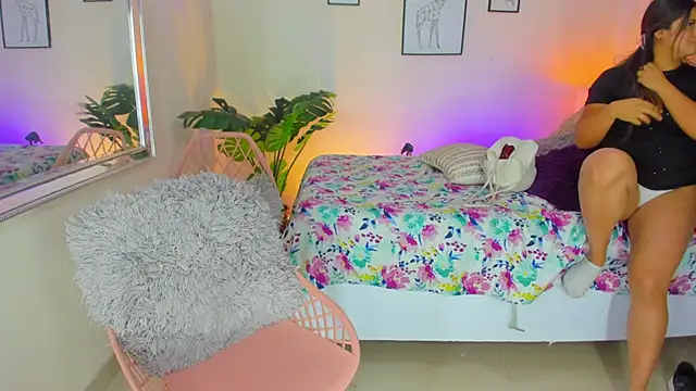 Snapshot of LusyKitty chatting on September 25, 2025, 3:27 pm LusyKitty online show from September 25, 2025, 3:27 pm